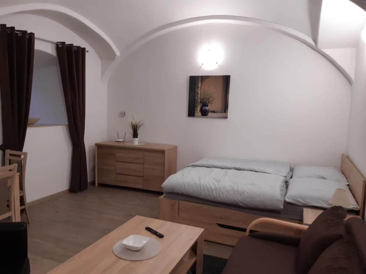 Martinuv Dvur Apartment Plzen Ngoại thất bức ảnh